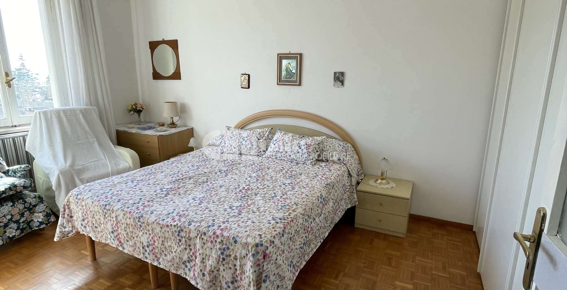 bilocale fronte mare