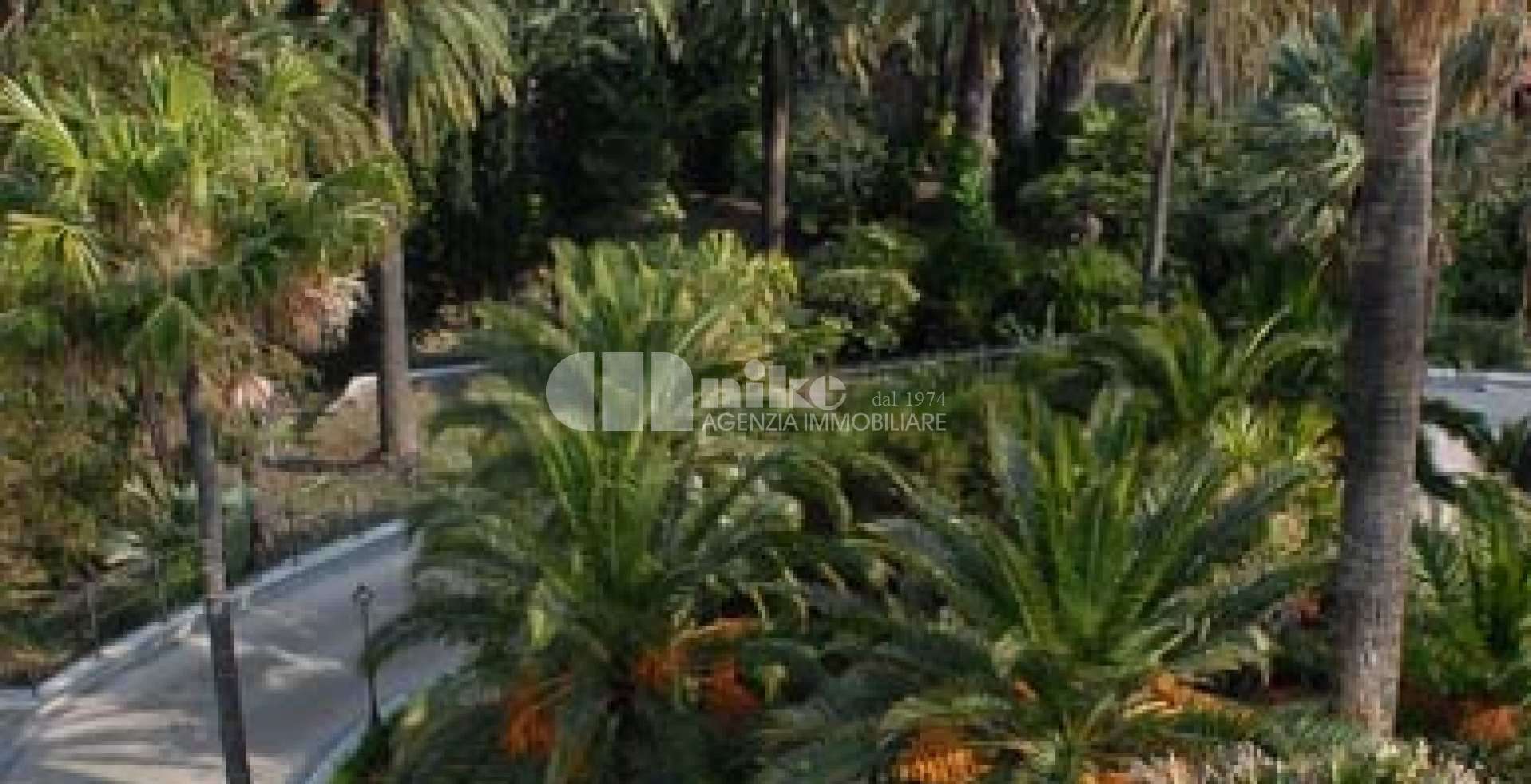 Quadrilocale vista mare con piscina condominiale