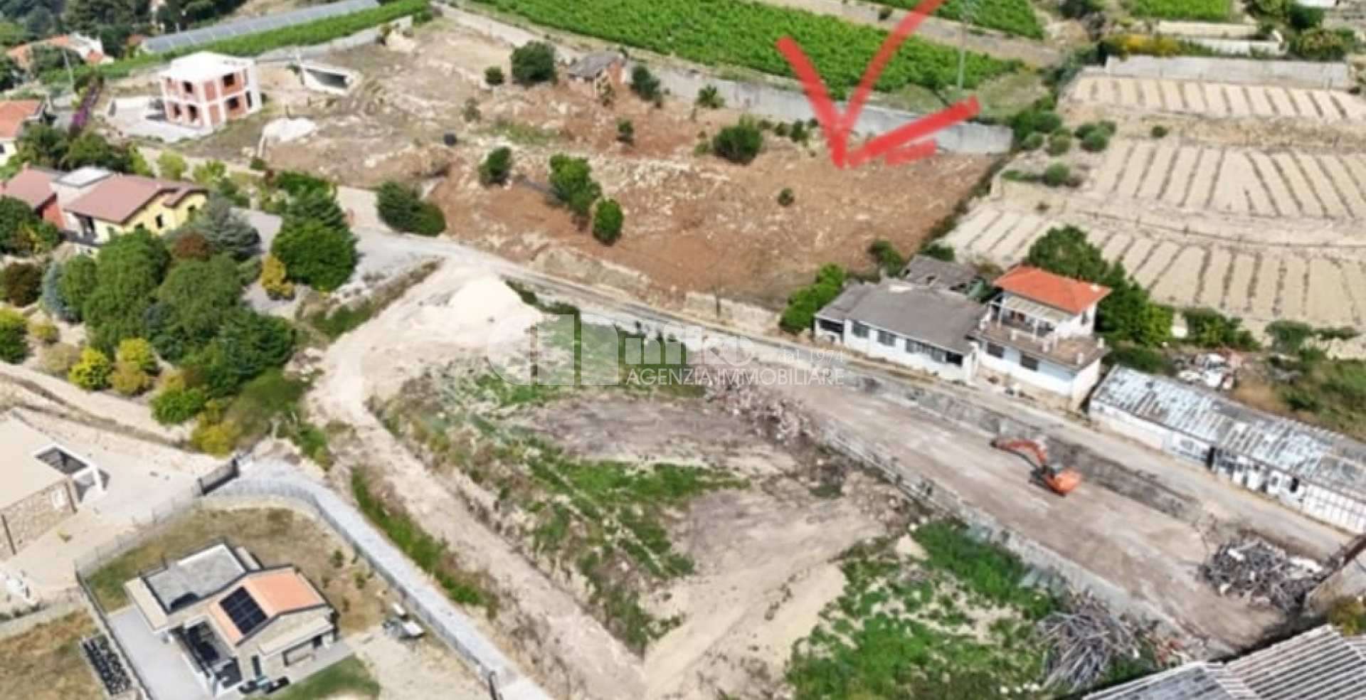Terreno con progetto approvato 