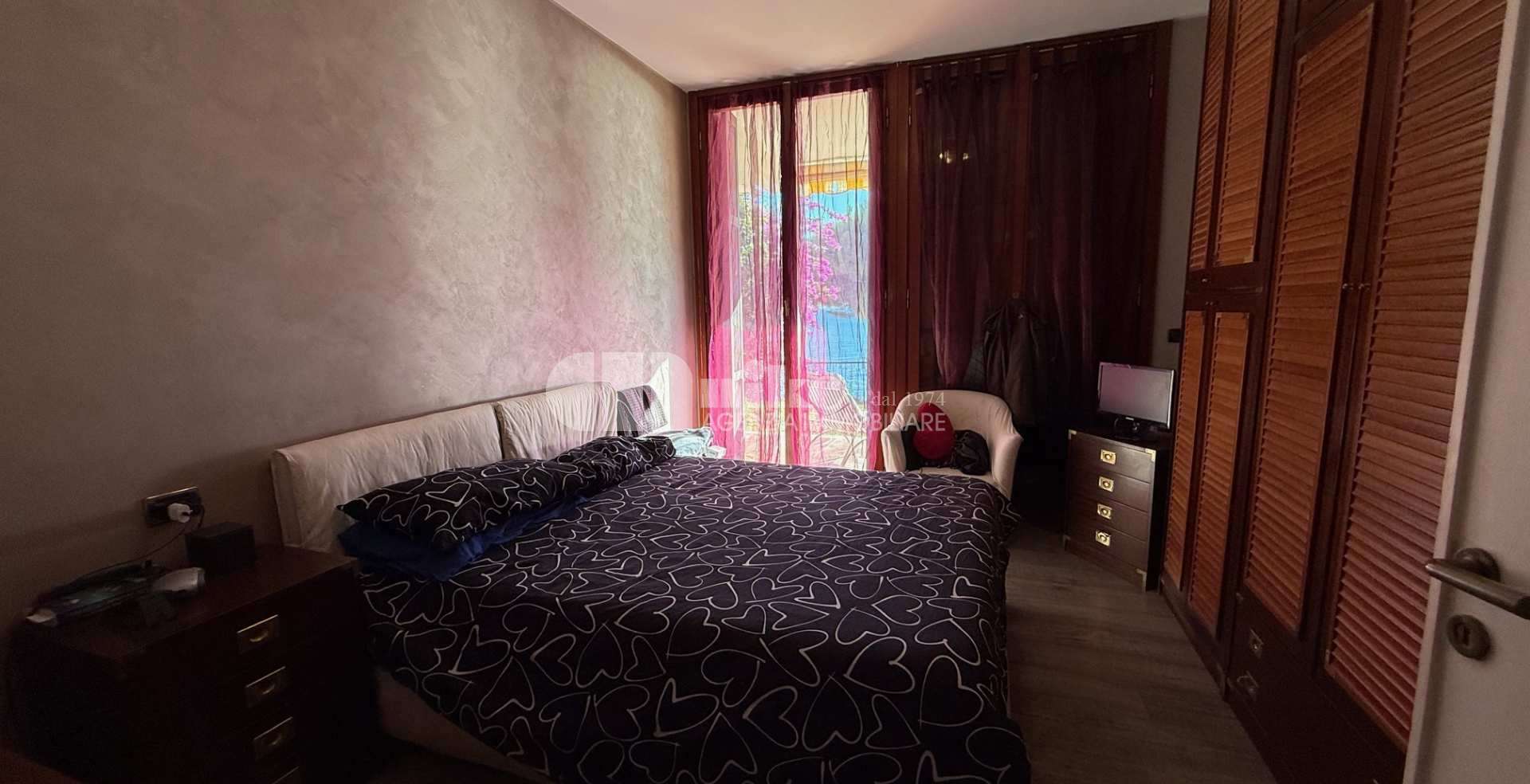 Trilocale con giardino vista mare