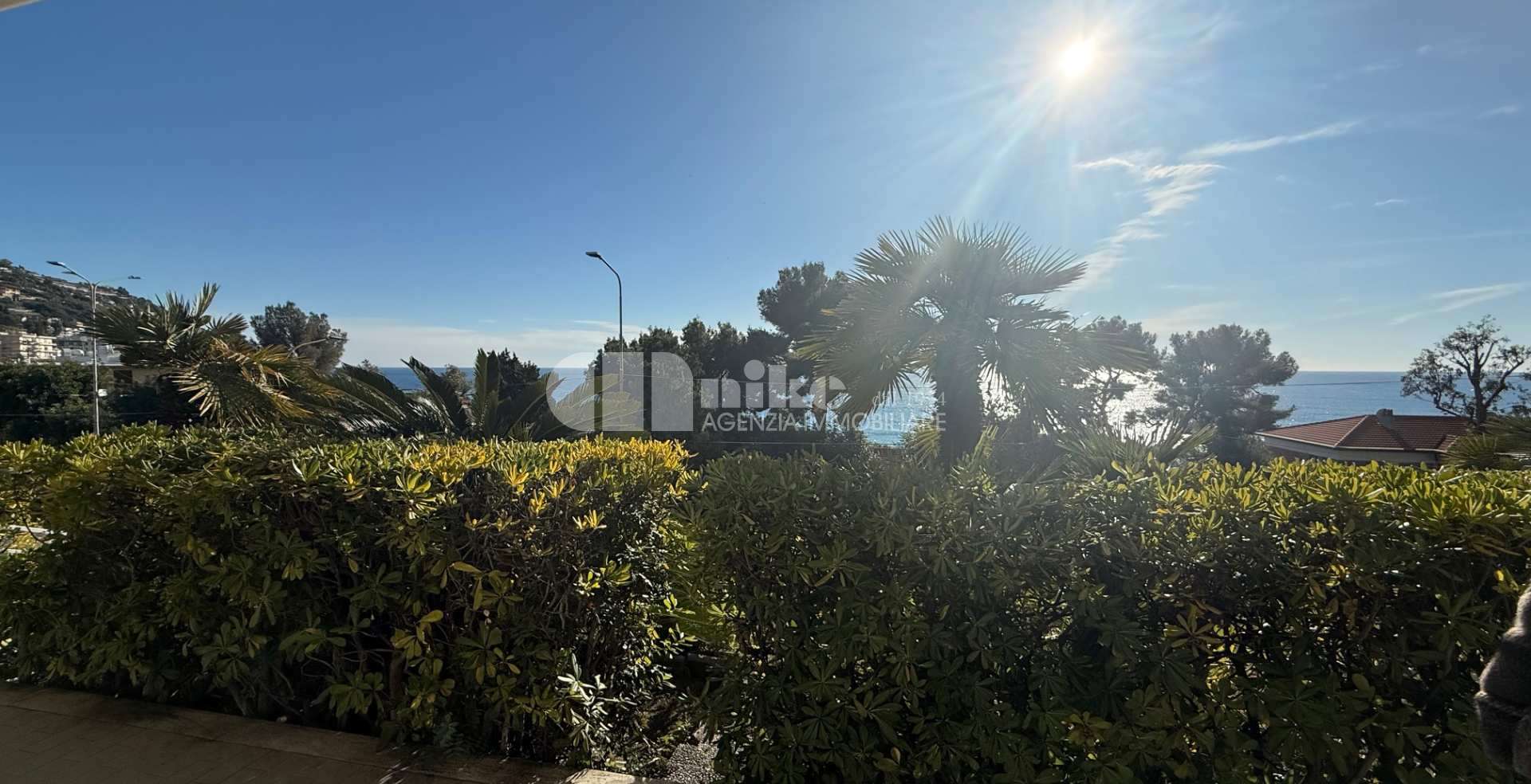 Trilocale con terrazzo