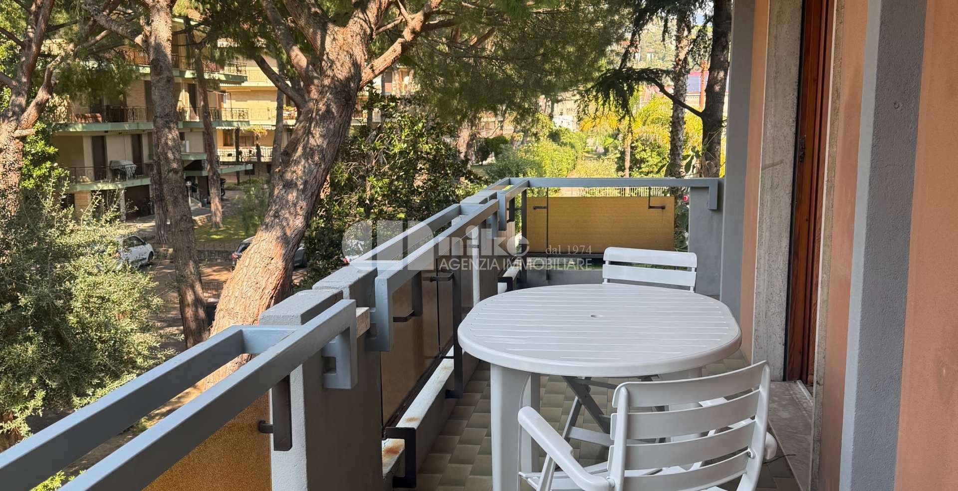 Bilocale immerso nel verde