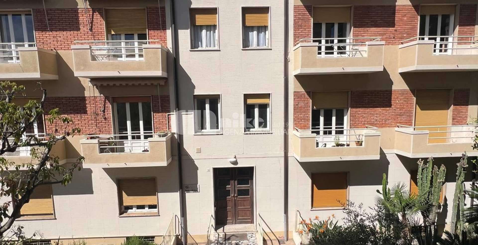 Appartamento in posizione centrale a pochi metri dal mare