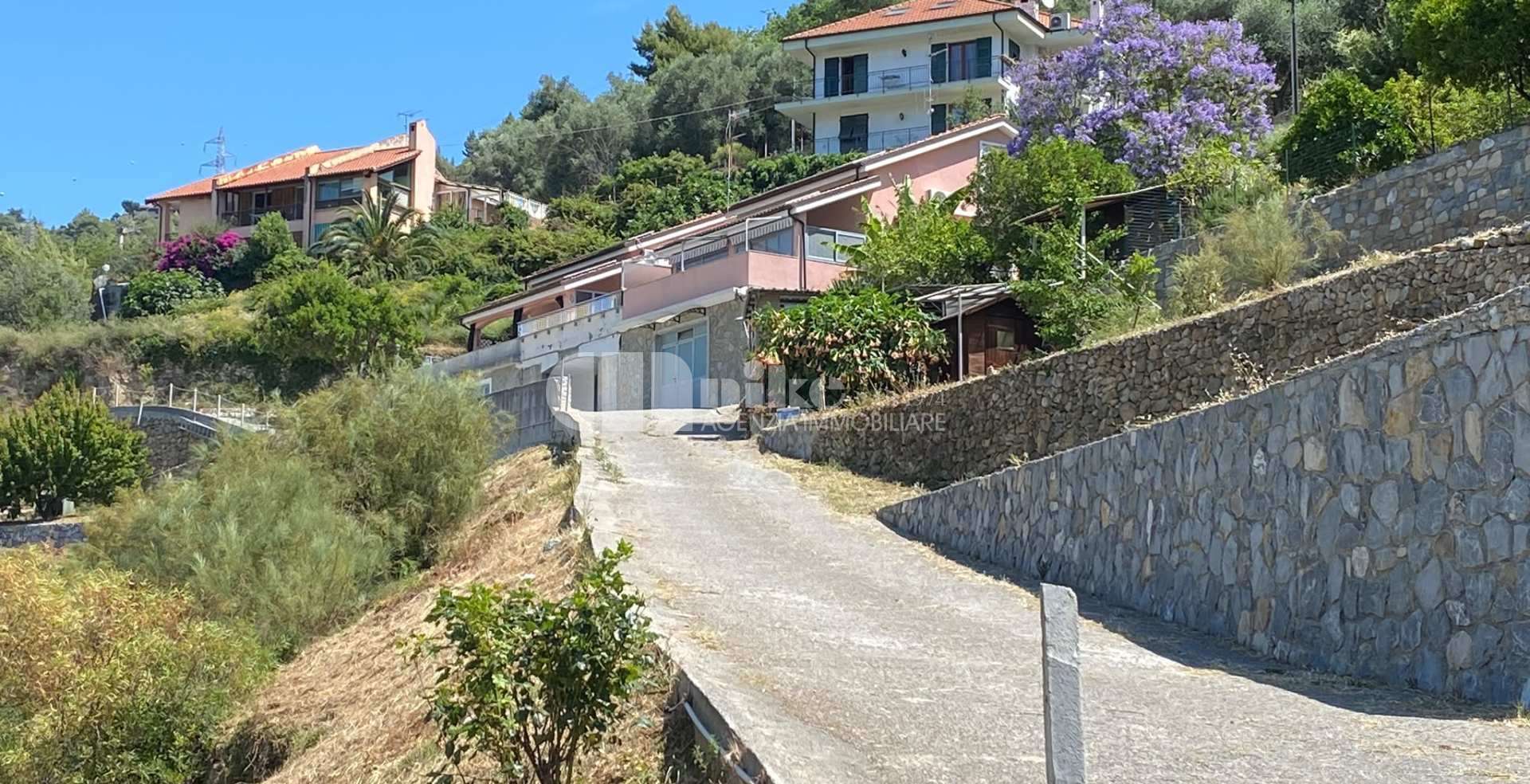 Casa con terrazza