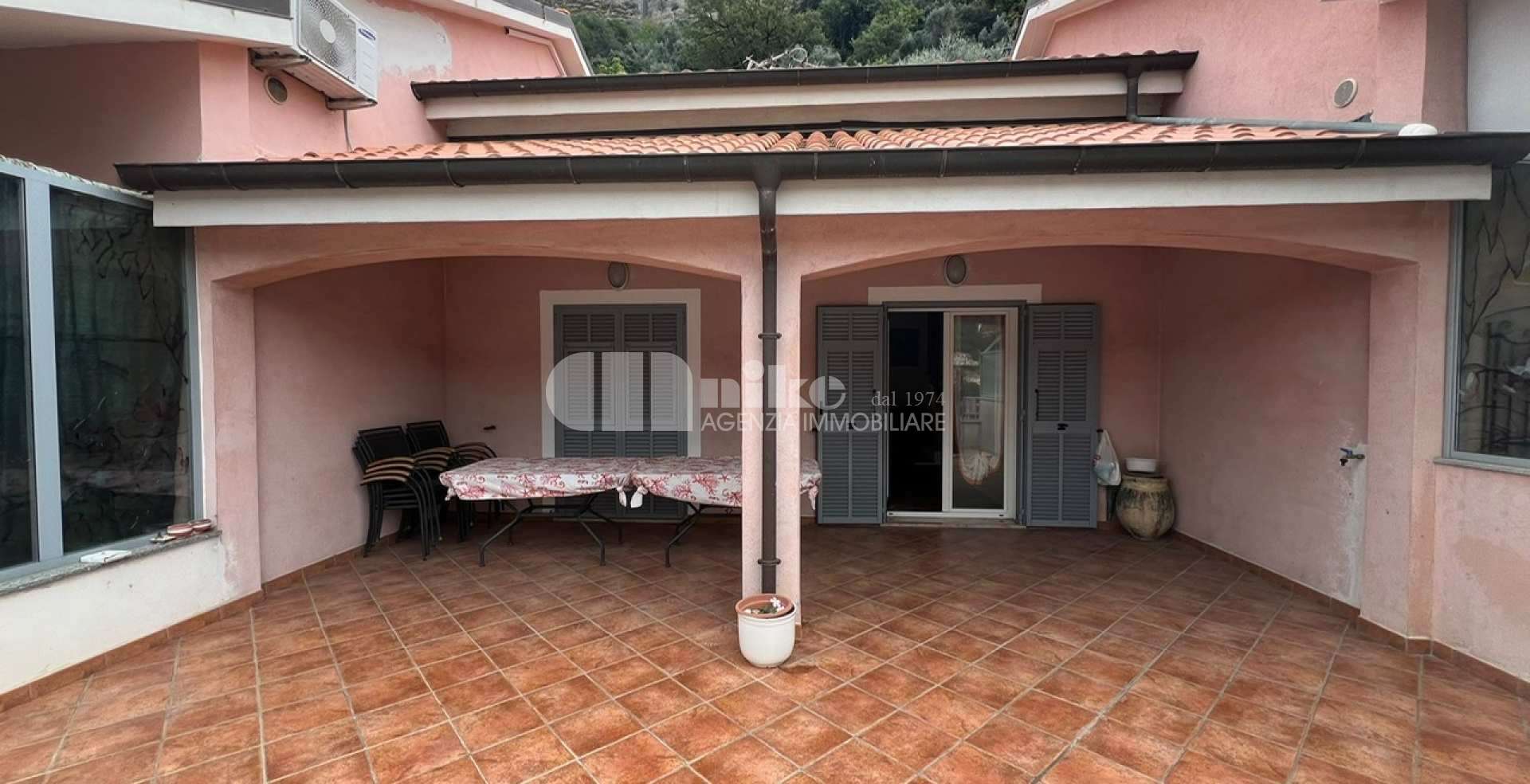 Casa con terrazza