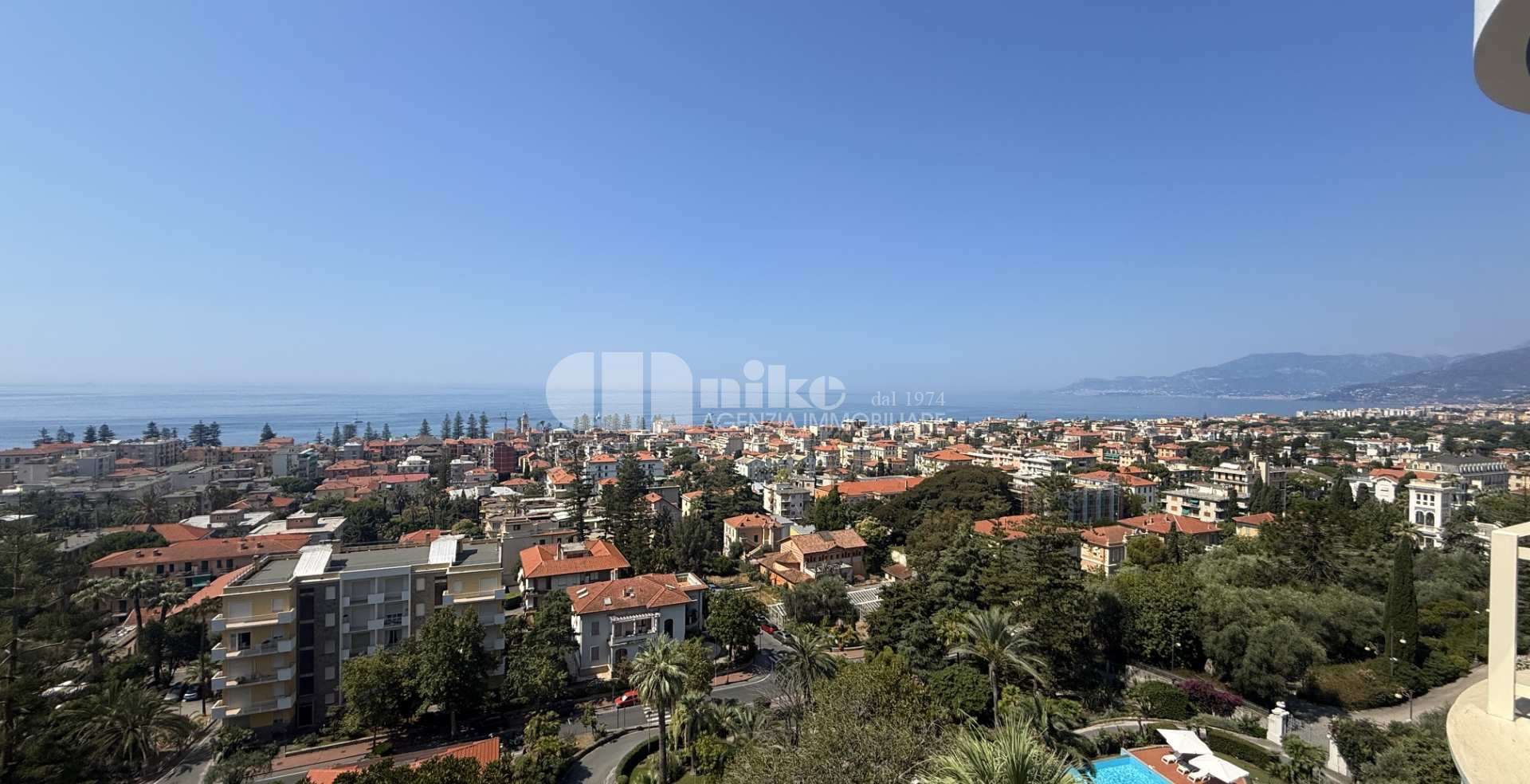 Appartamento con terrazza vista mare