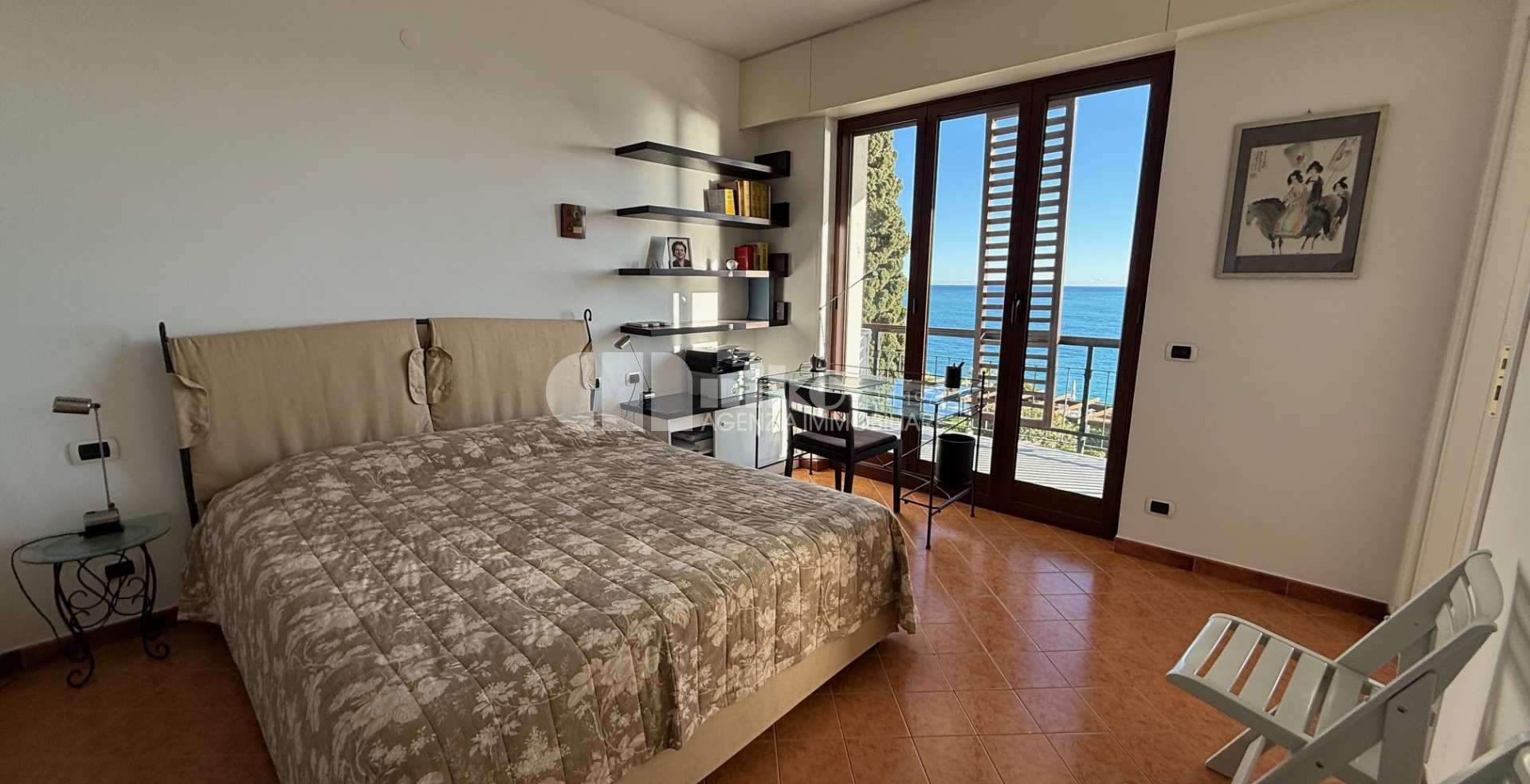 appartamento con  vista mare 