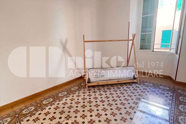 Quadrilocale affitto residenziale centralissimo  thumbnail