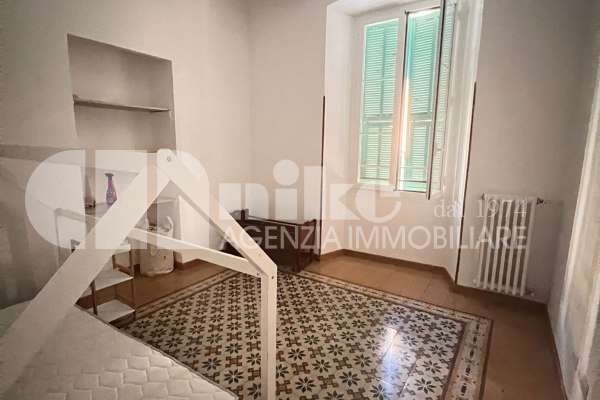 Quadrilocale affitto residenziale centralissimo  thumbnail