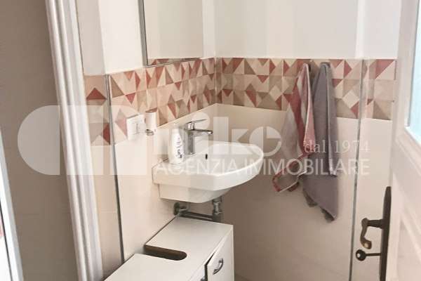 Quadrilocale affitto residenziale centralissimo  thumbnail