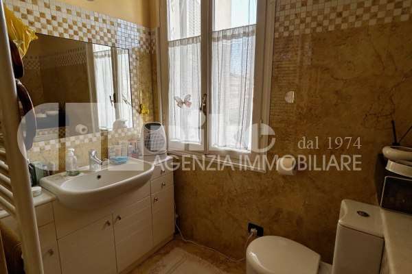 Villa in posizione centrale thumbnail