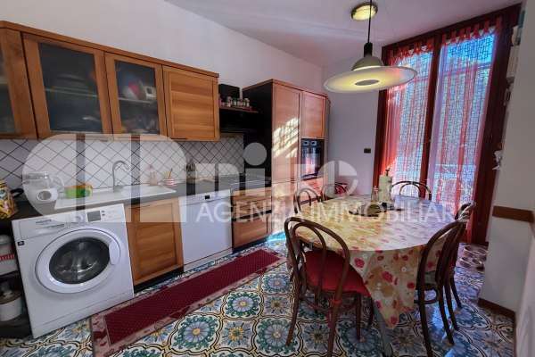 Trilocale con giardino vista mare thumbnail