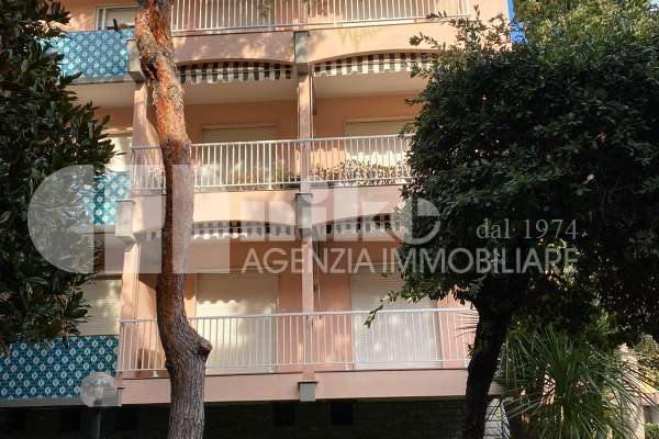 Bilocale immerso nel verde thumbnail