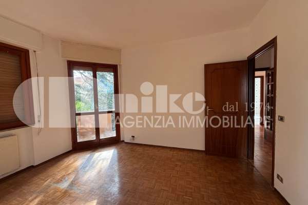 Trilocale in posizione centrale thumbnail