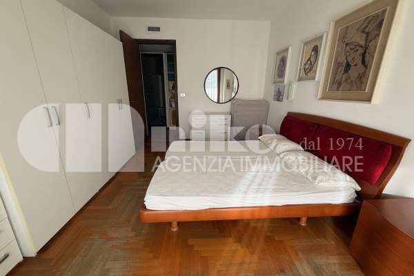 Trilocale vista mare thumbnail