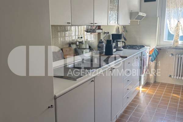 Bilocale con posto auto  thumbnail