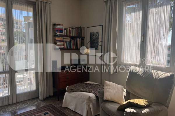 Bilocale con posto auto  thumbnail