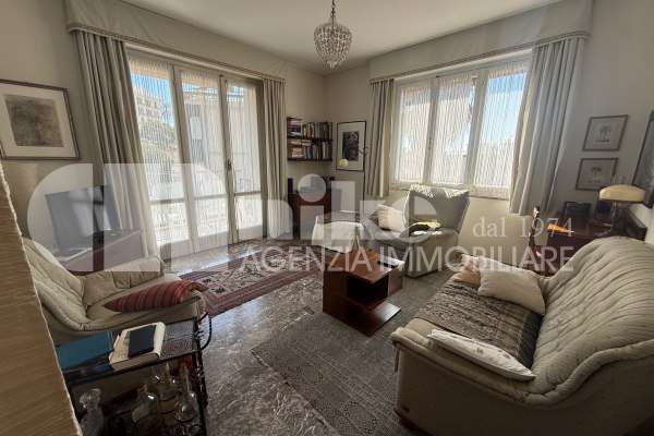 Bilocale con posto auto  thumbnail