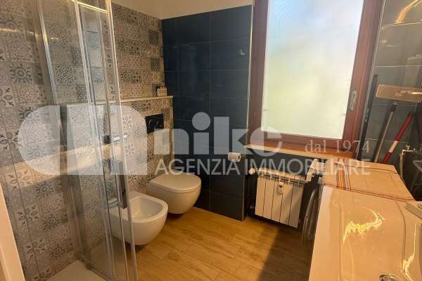 Bilocale immerso nel verde thumbnail