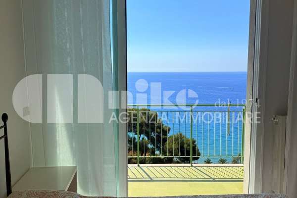 Appartamento vista mare thumbnail